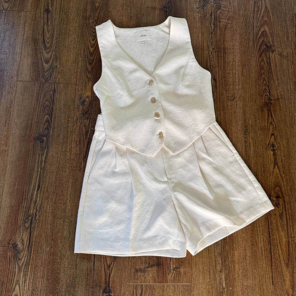 Wilfred Aritzia Vest & Short Set